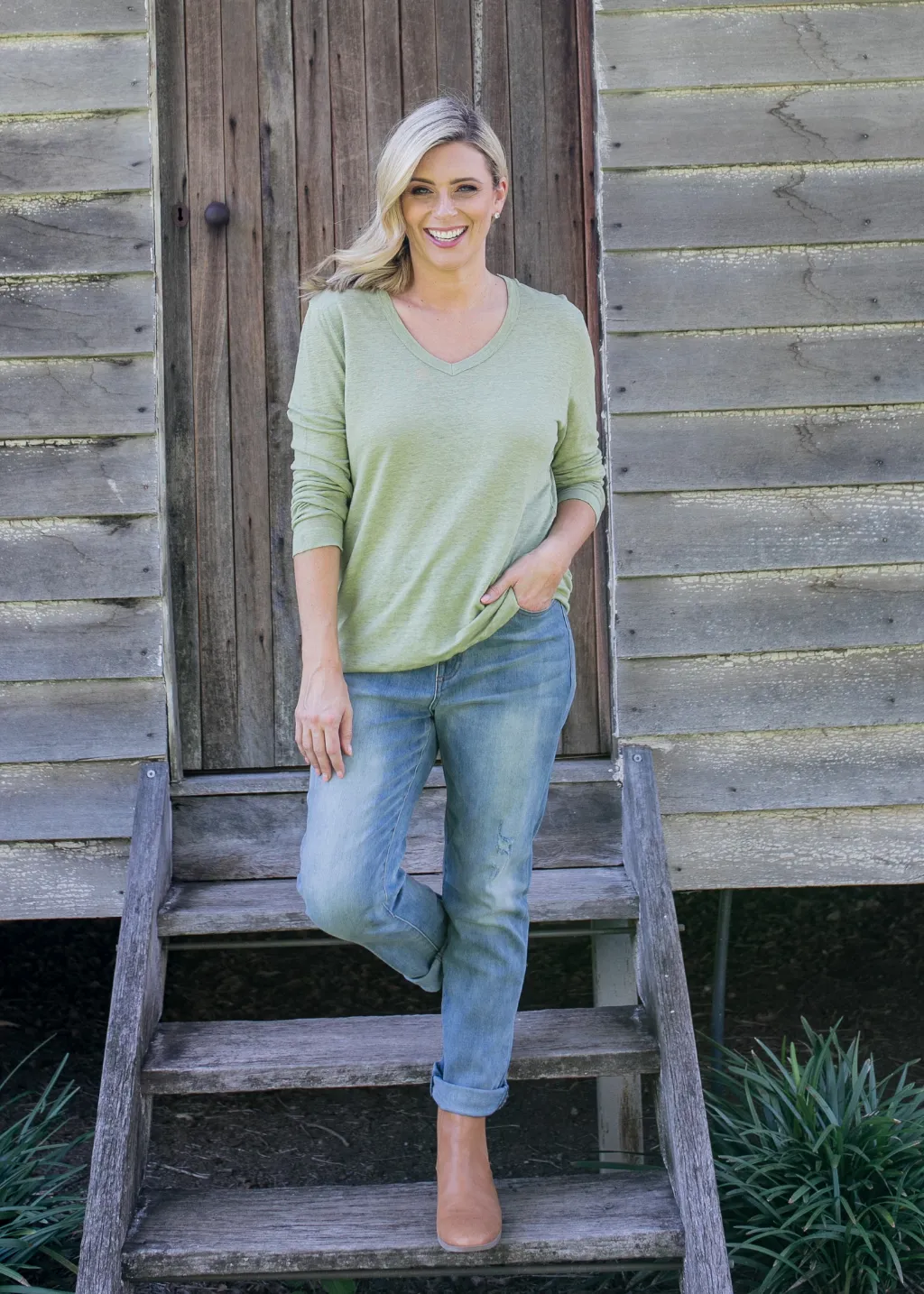 100% Linen Long Sleeve V Neck Tee Shirt Khaki