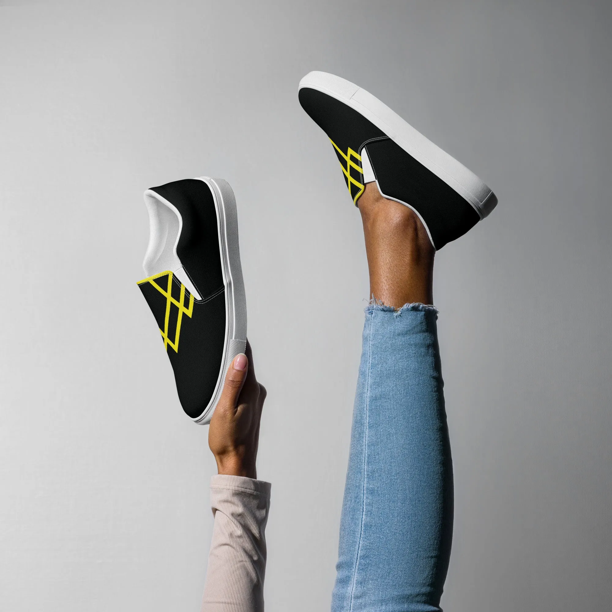 EGYPT Women’s Slip-On Canvas Shoes