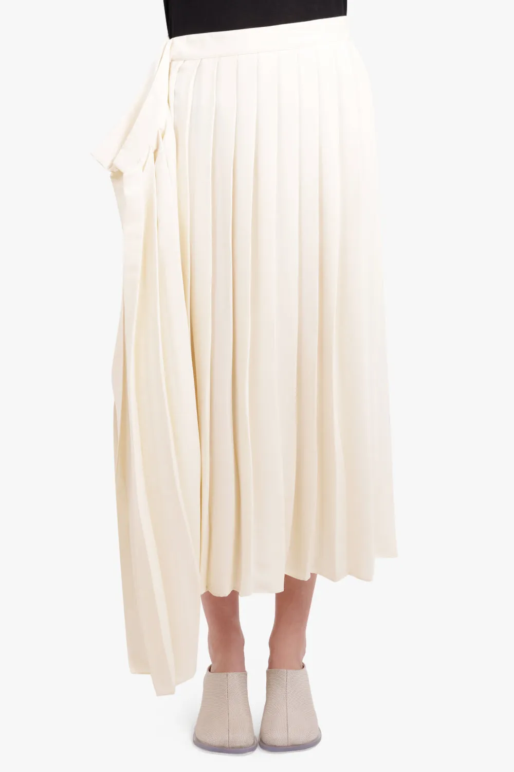 PLEATED FLUID SKIRT OFF WHITE