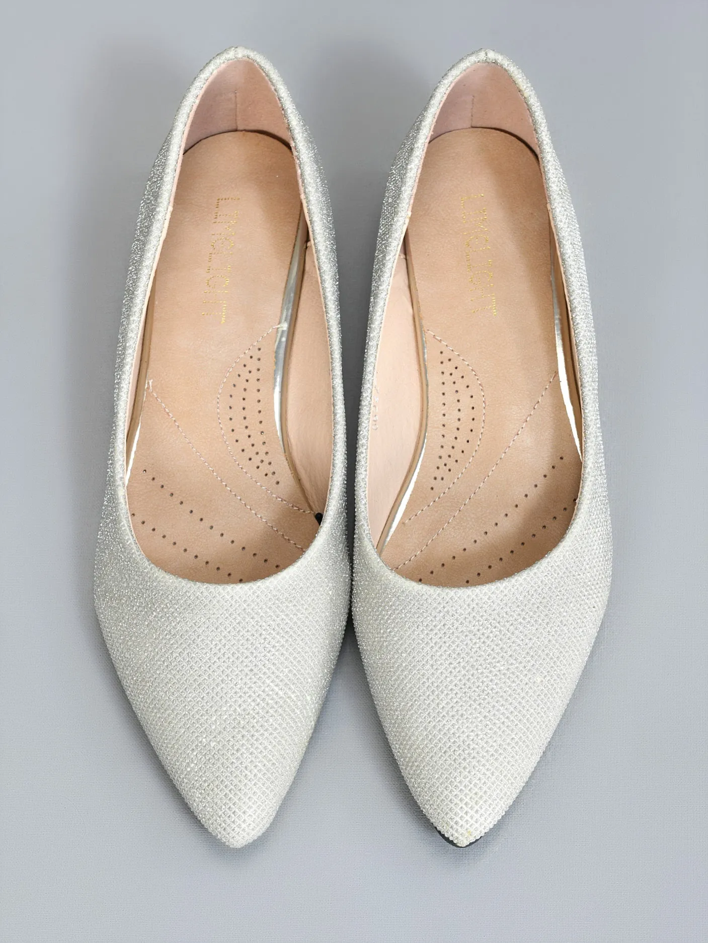 Shimmery Pointed Pumps - Light Golden
