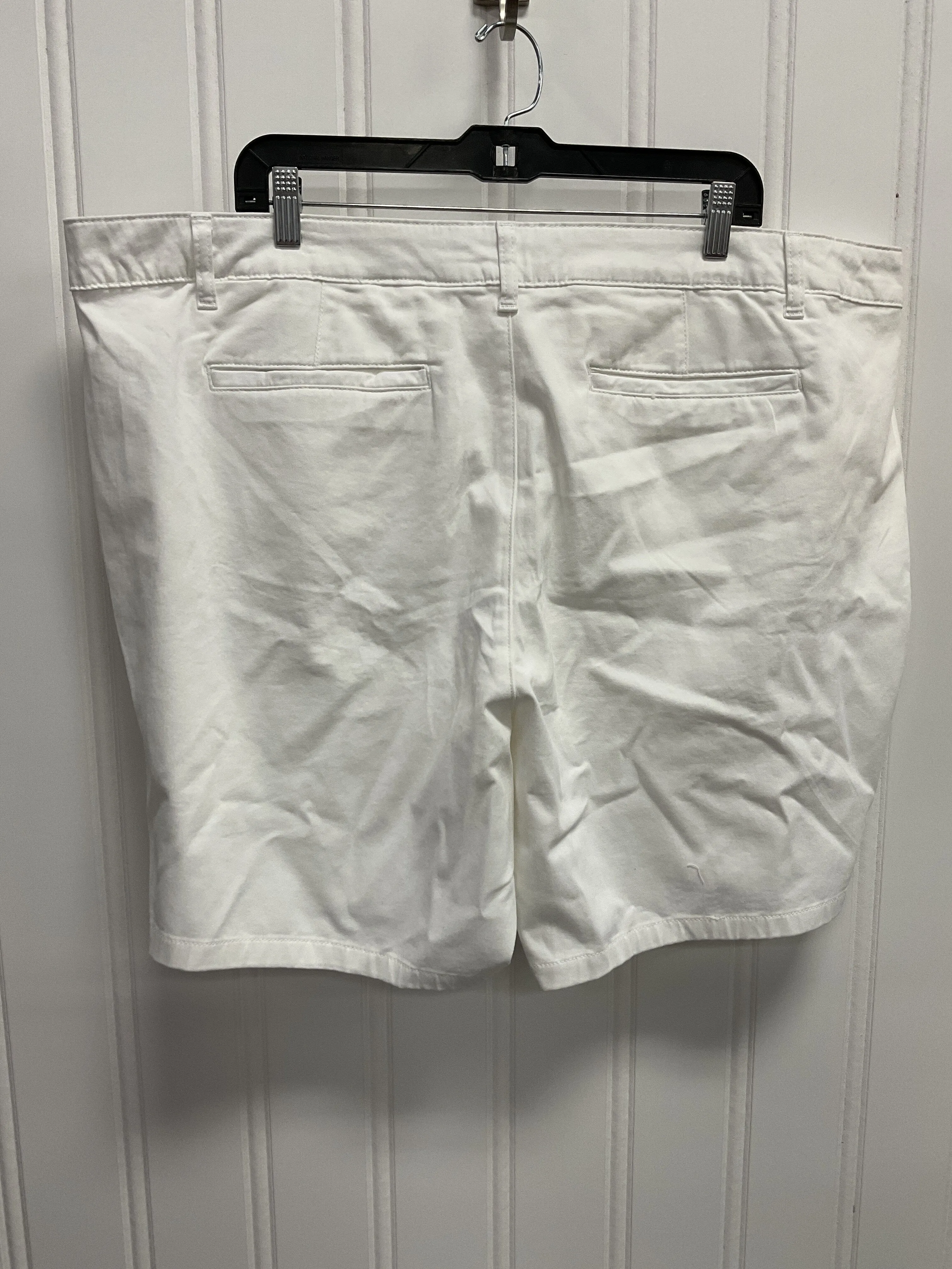 Shorts By St Johns Bay  Size: 22