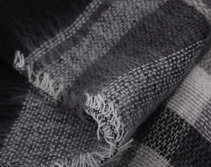 Women's Fashion Black And White Plaid Cashmere Blanket Winter Scarf