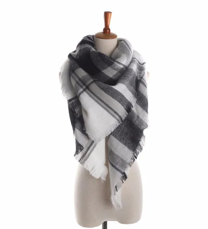 Women's Fashion Black And White Plaid Cashmere Blanket Winter Scarf