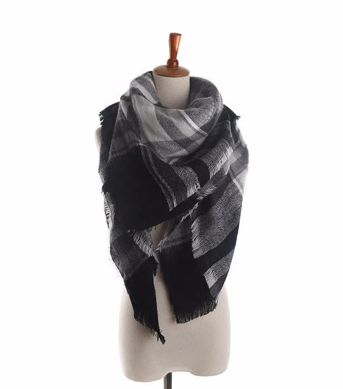 Women's Fashion Black And White Plaid Cashmere Blanket Winter Scarf